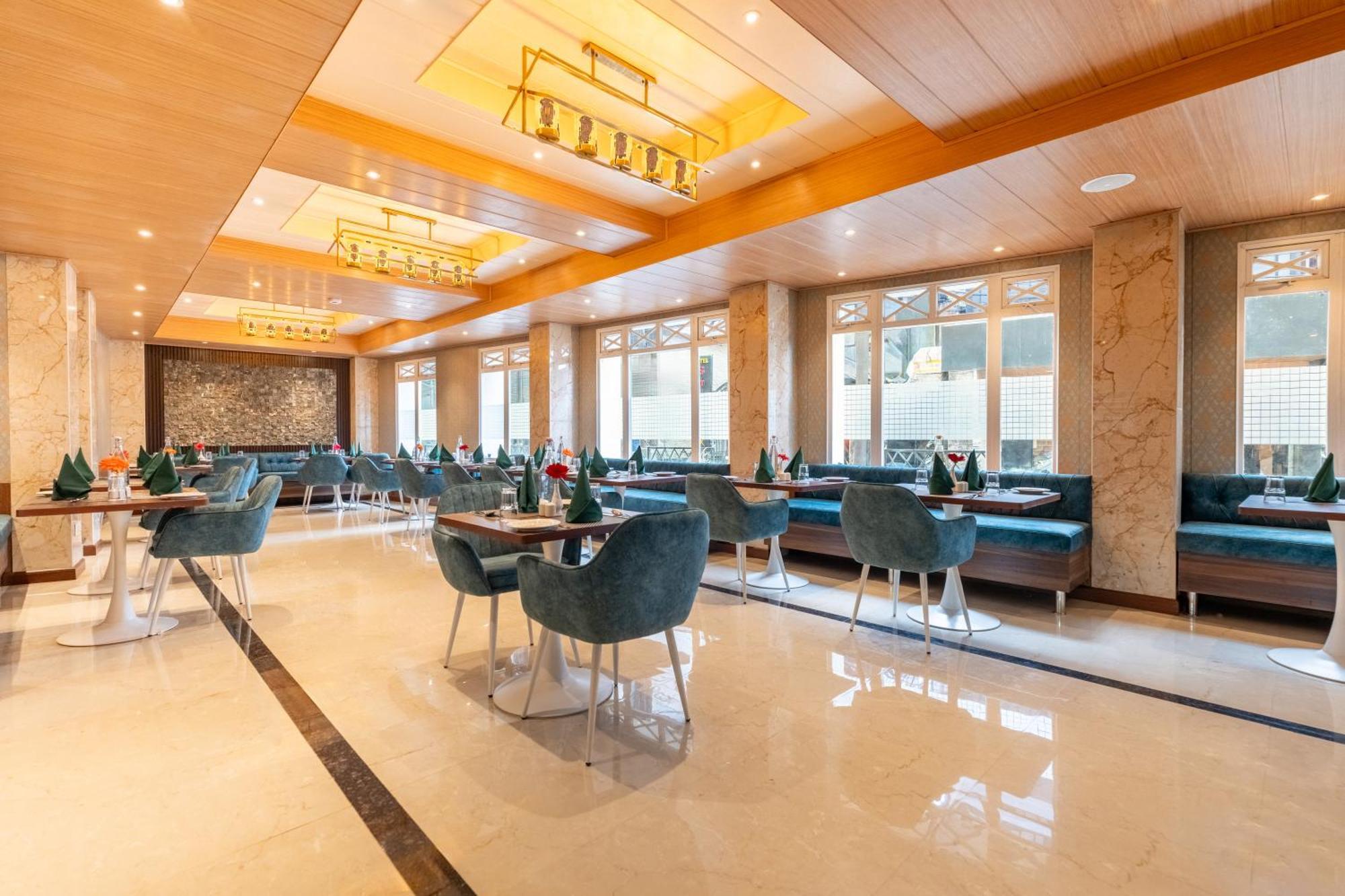 Summit Mall Stone Hotel ダージリン エクステリア 写真