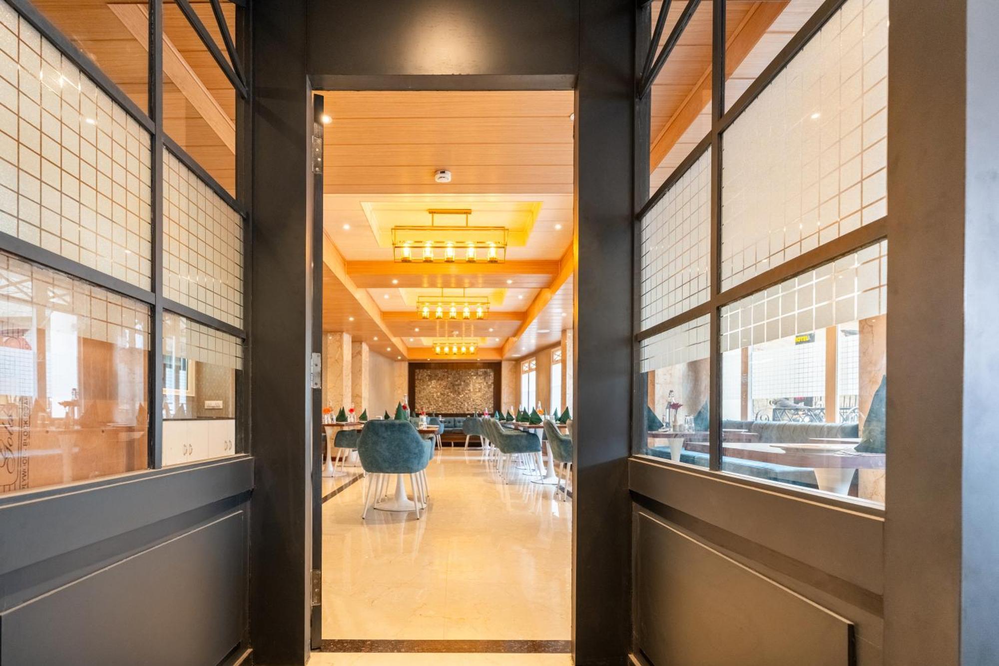 Summit Mall Stone Hotel ダージリン エクステリア 写真